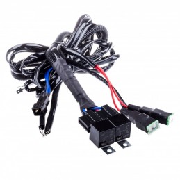 Kabel s pojistkou a relĂŠ (2)